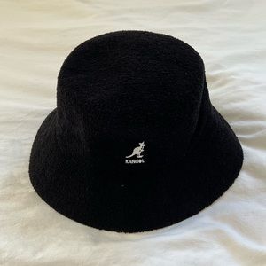 kangol black bermuda bucket hat